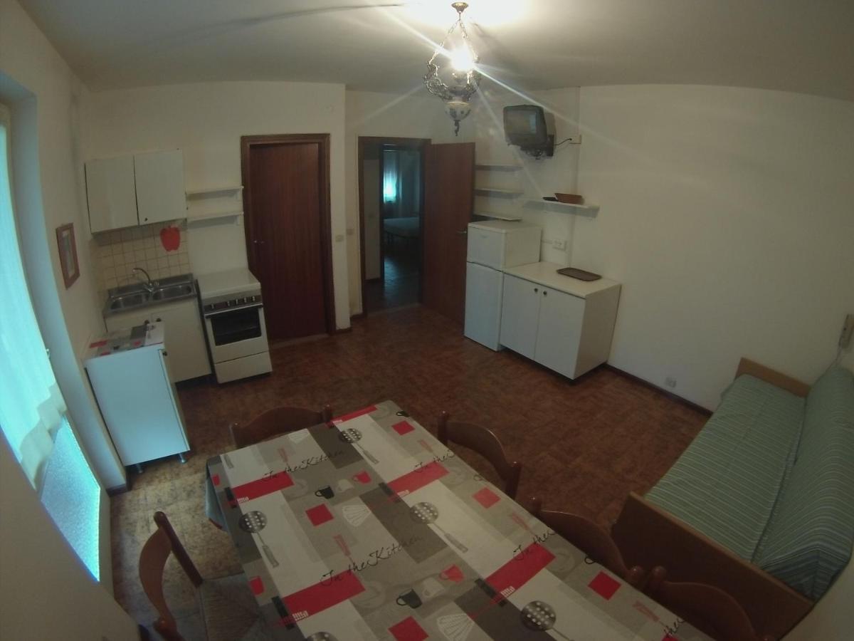 Residence Catullo เบซเซ็กกา ภายนอก รูปภาพ
