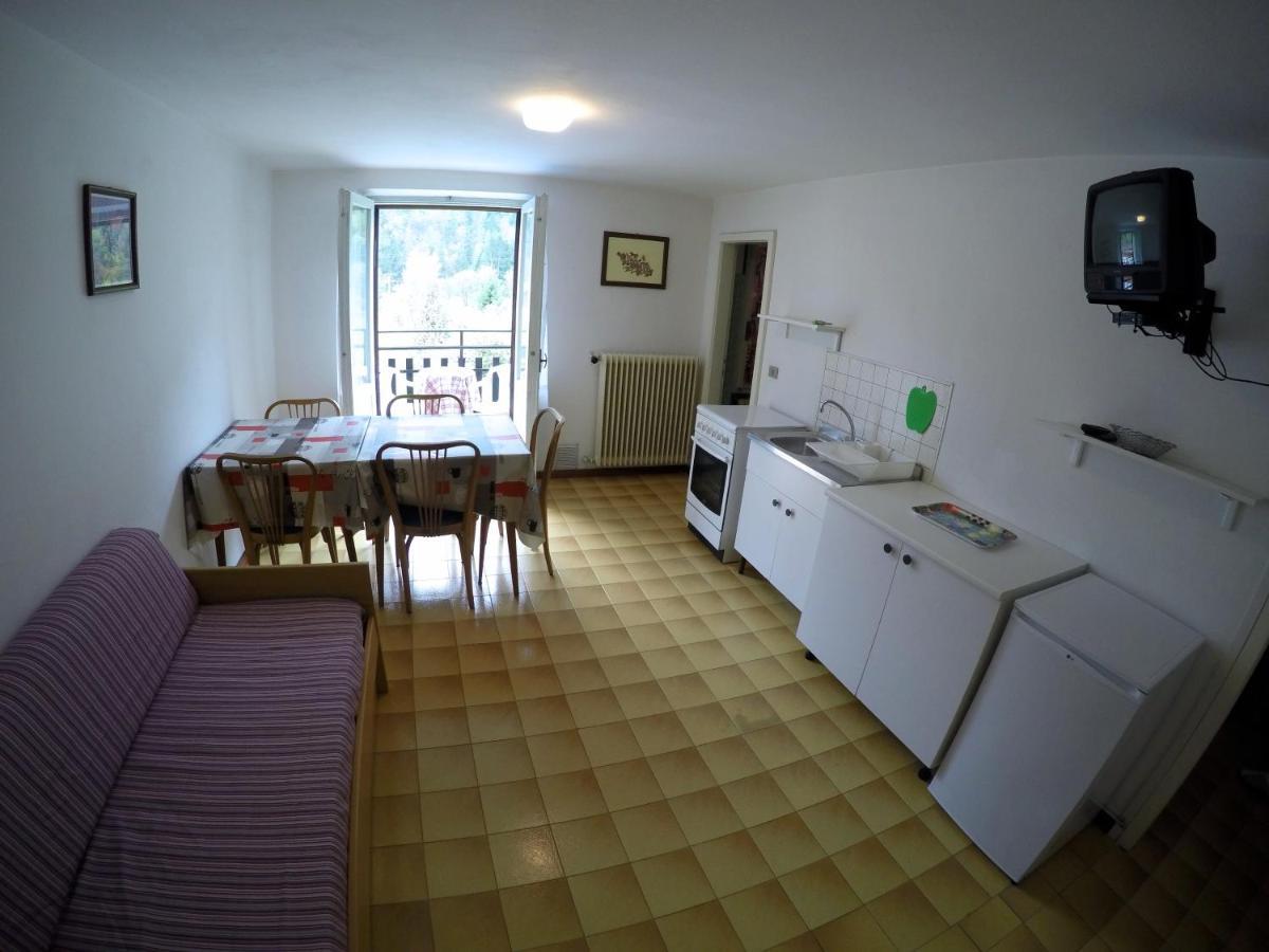 Residence Catullo เบซเซ็กกา ภายนอก รูปภาพ