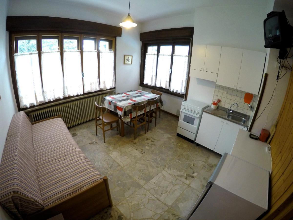 Residence Catullo เบซเซ็กกา ภายนอก รูปภาพ